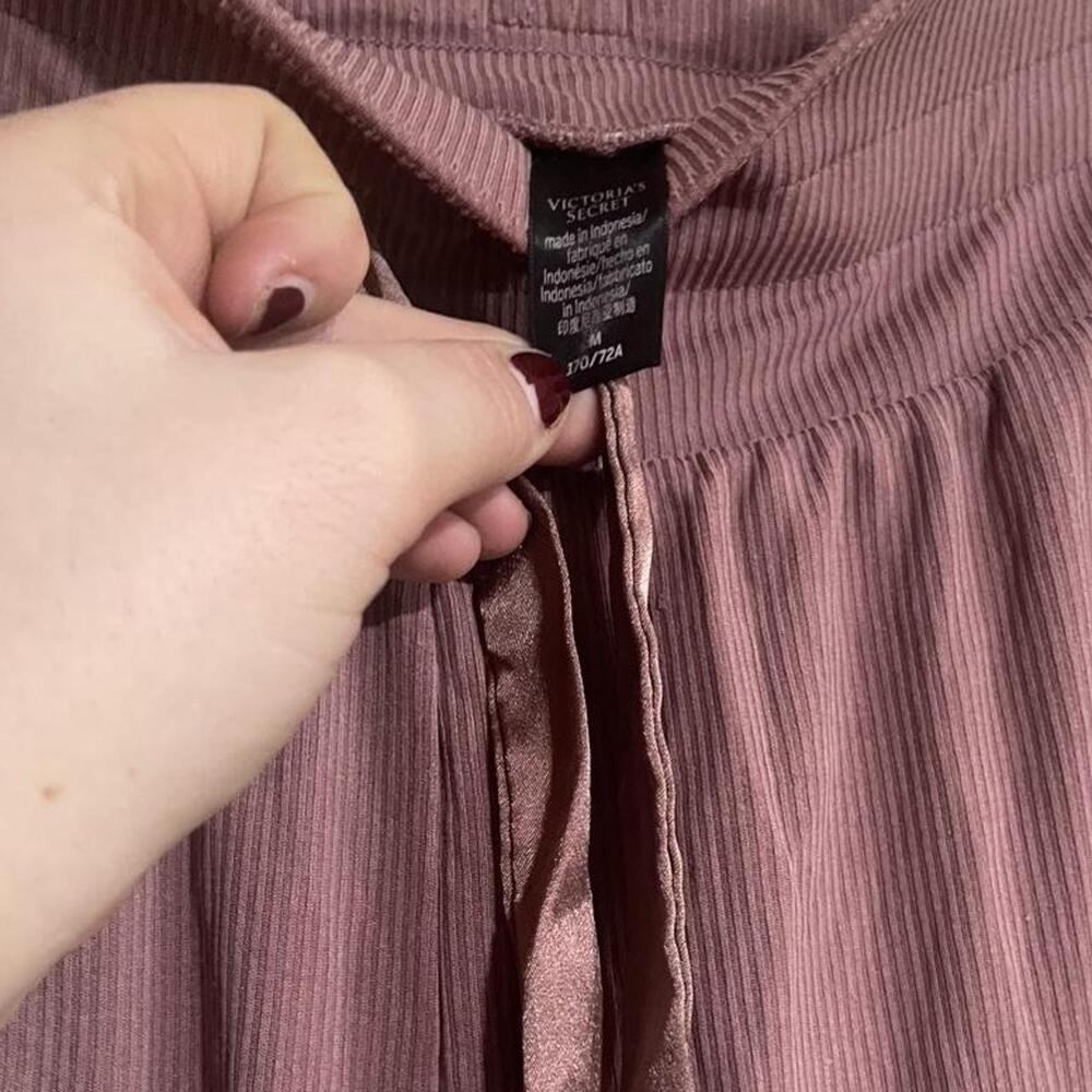 Victoria's Secret Mauve Pajama Set - Picture 6 of 8